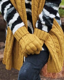 Włóczkowy szalik z warkoczami BEECHFIELD®