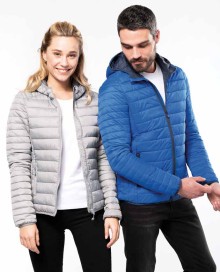 Lekka pikowana kurtka z kapturem KARIBAN® z woreczkiem dla pani Lekka pikowana kurtka z kapturem KARIBAN® z woreczkiem dla pani