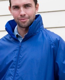 Przeciwdeszczowa kurtka z polarową podszewką RESULT®