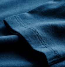 Damski T-shirt z dekoltem V z długimi rękawami Damski T-shirt z dekoltem V z długimi rękawami