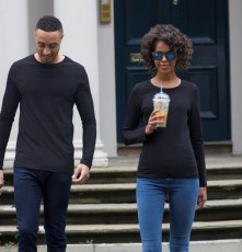 Damska elastyczna koszulka z długimi rękawami Feel Good Damska elastyczna koszulka z długimi rękawami Feel Good