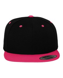 Klasyczna czapka z płaskim kontrastowym daszkiem FLEXFIT® Premium Snapback