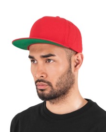 Klasyczna czapka z płaskim daszkiem FLEXFIT® Snapback 5 paneli