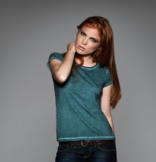 Lekki damski T-shirt z przebarwieniami