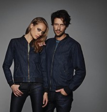 Lekki damski T-shirt z przebarwieniami