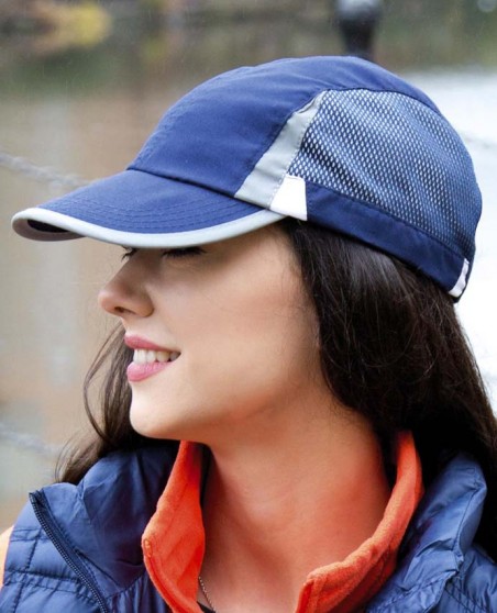 Szybkoschnąca sportowa czapka z daszkiem SPIRO® Szybkoschnąca sportowa czapka z daszkiem SPIRO®