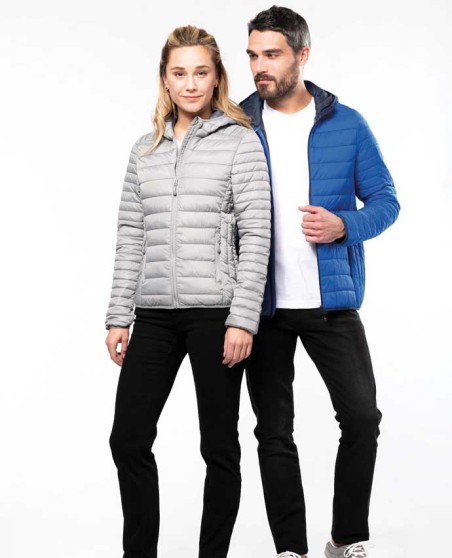 Lekka pikowana kurtka z kapturem KARIBAN® z woreczkiem dla pani Lekka pikowana kurtka z kapturem KARIBAN® z woreczkiem dla pani