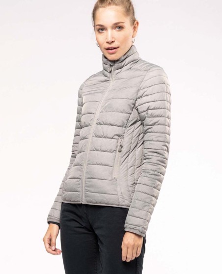 Lekka pikowana kurtka bez kaptura KARIBAN® z woreczkiem dla pani