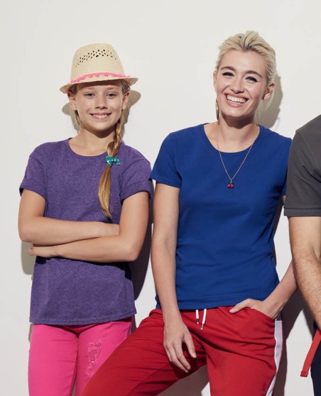 Lekka koszulka FRUIT OF THE LOOM® Iconic® dla pani Lekka koszulka FRUIT OF THE LOOM® Iconic® dla pani
