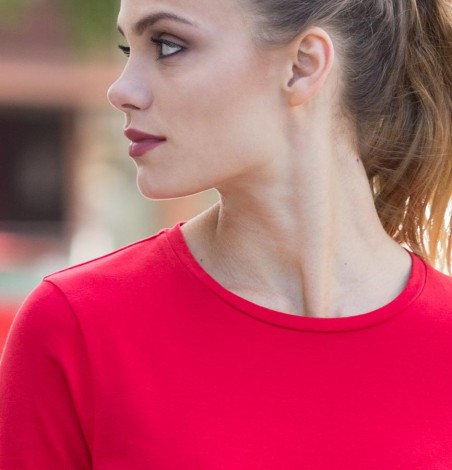 Damska elastyczna koszulka z długimi rękawami Feel Good Damska elastyczna koszulka z długimi rękawami Feel Good