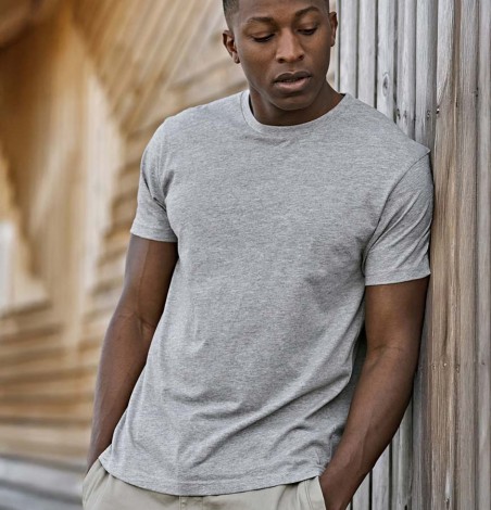 Męski lekki T-shirt organiczny Męski lekki T-shirt organiczny